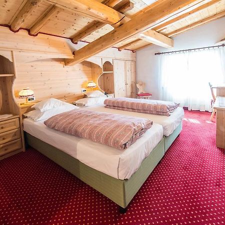 Hotel Garni Norma Мадона ди Кампильо Екстериор снимка