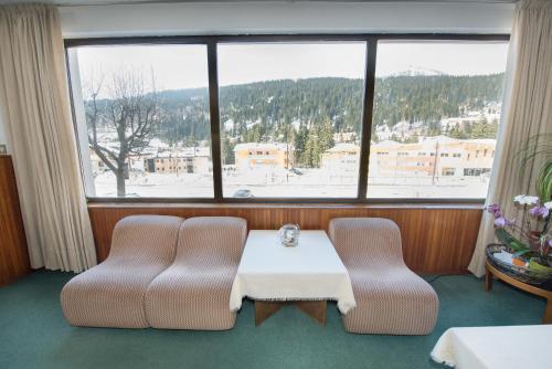 Hotel Garni Norma Мадона ди Кампильо Екстериор снимка