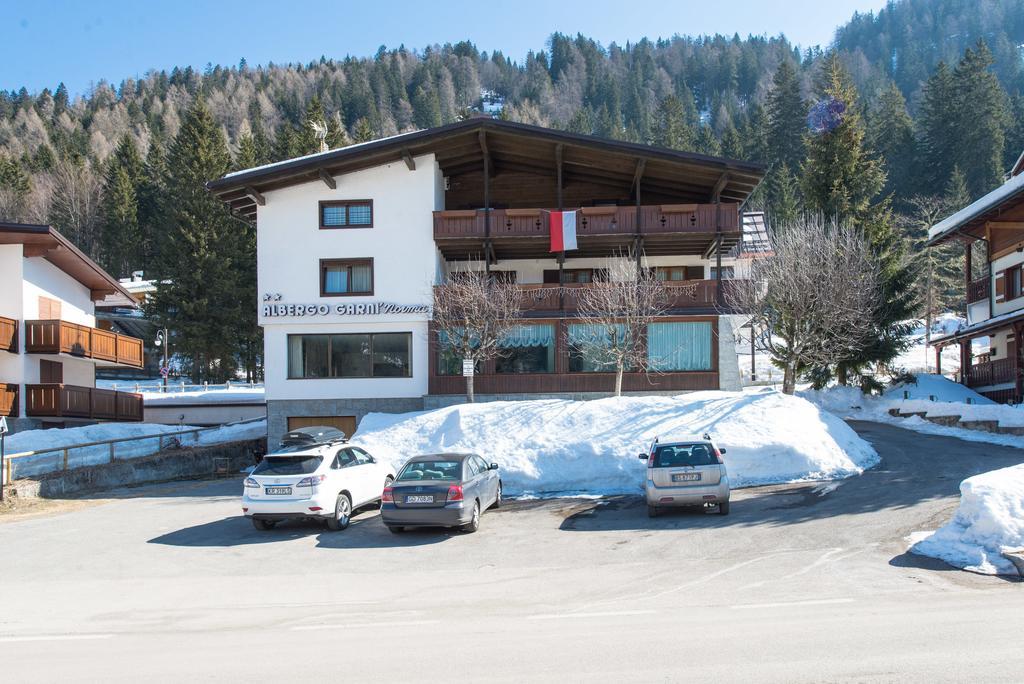 Hotel Garni Norma Мадона ди Кампильо Екстериор снимка